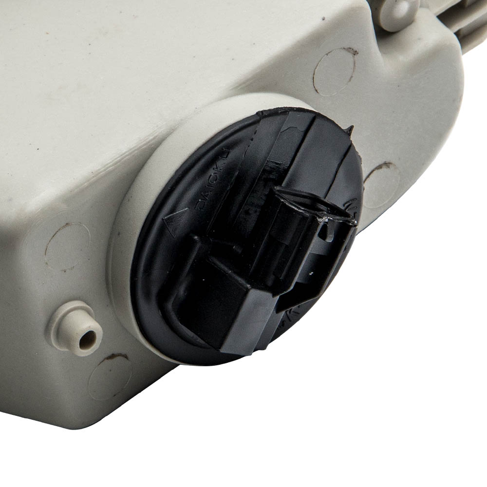 Fog / Driving Light Lamp for Toyota Corolla 2001-2002 for 8121002040 TO2593105