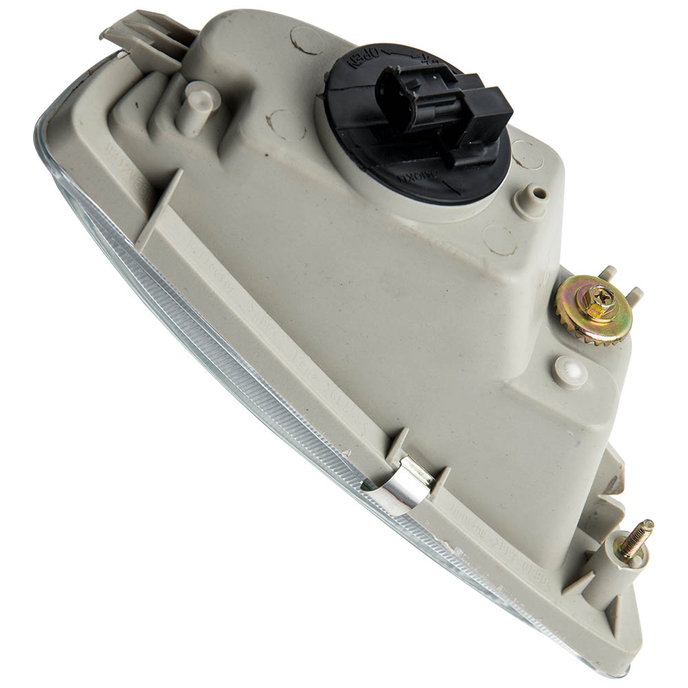 Fog / Driving Light Lamp for Toyota Corolla 2001-2002 for 8121002040 TO2593105